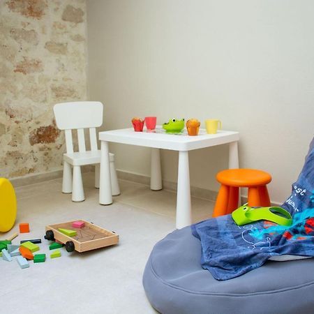 V77 Seafront Suites Retimno Zewnętrze zdjęcie